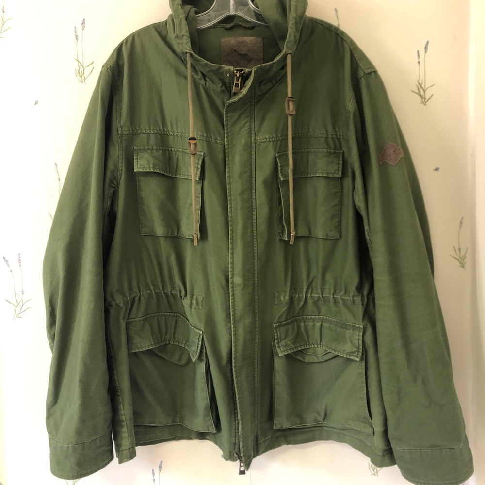 Beaver Canoe Men’s Army green spring jacket size XL